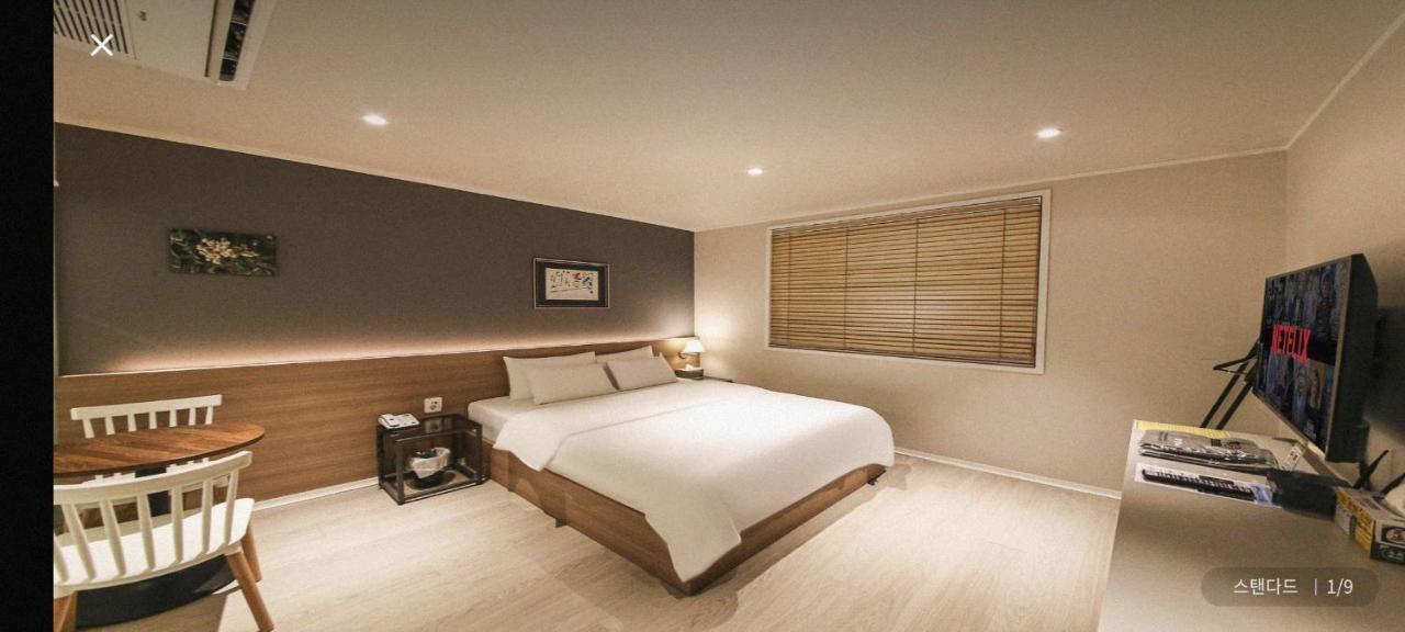 No.25 Hotel Cheonan Bagian luar foto